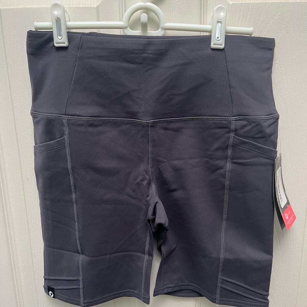 Oiselle Mid-Length Pocket Jogger Shorts